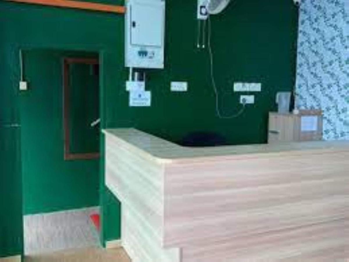 OYO 90361 Motel Inapan Mahsuri Jitra Bagian luar foto